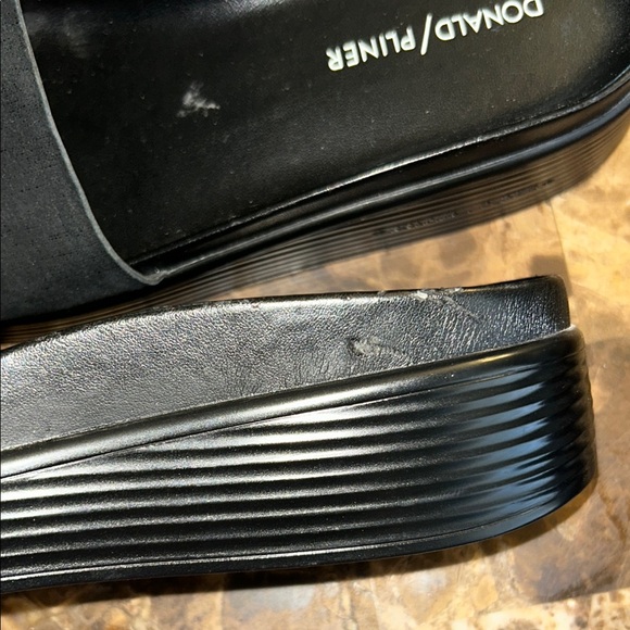 Donald J. Pliner Black Slide Sandals - Picture 6 of 8